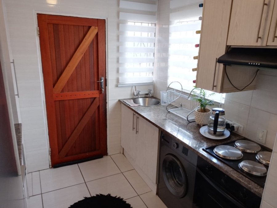 2 Bedroom Property for Sale in Ormonde Gauteng