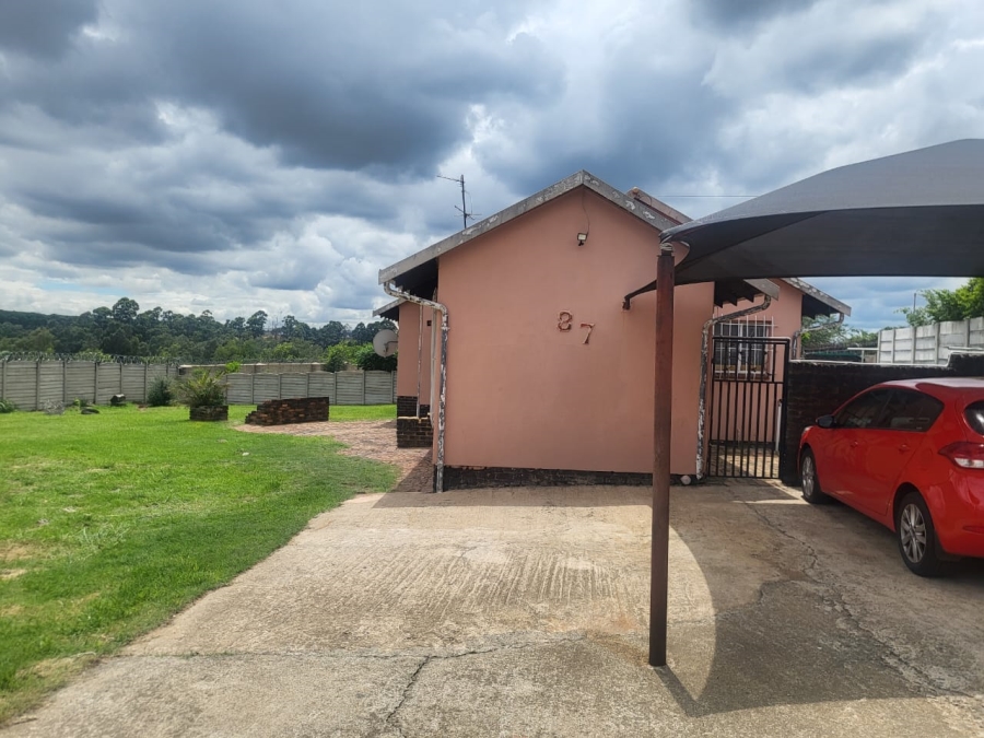 4 Bedroom Property for Sale in Elandspark Gauteng