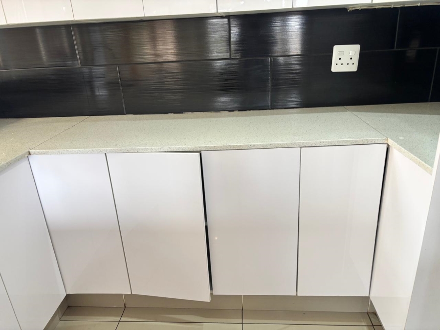 4 Bedroom Property for Sale in Quellerie Park Gauteng