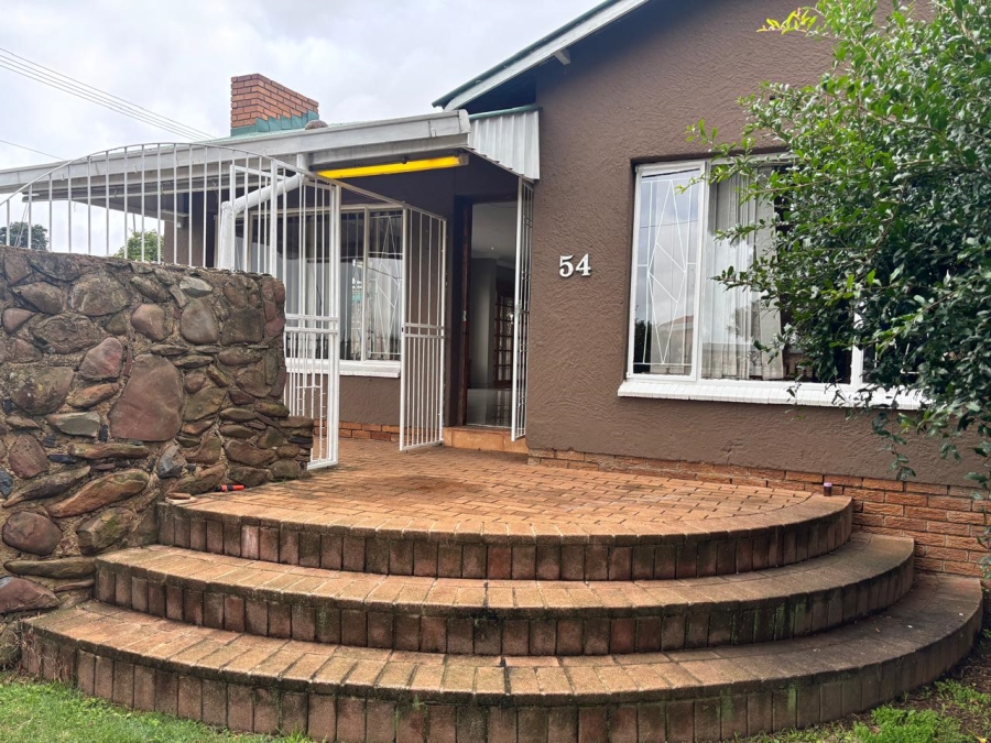 4 Bedroom Property for Sale in Quellerie Park Gauteng