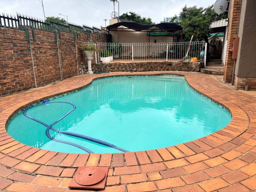 4 Bedroom Property for Sale in Quellerie Park Gauteng