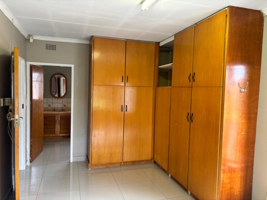 4 Bedroom Property for Sale in Quellerie Park Gauteng