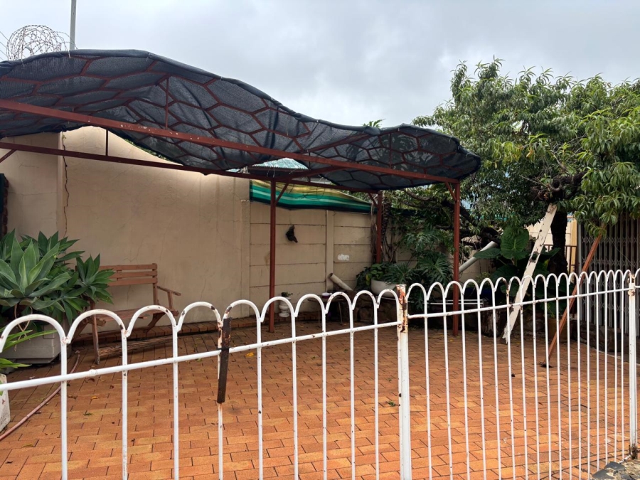 4 Bedroom Property for Sale in Quellerie Park Gauteng