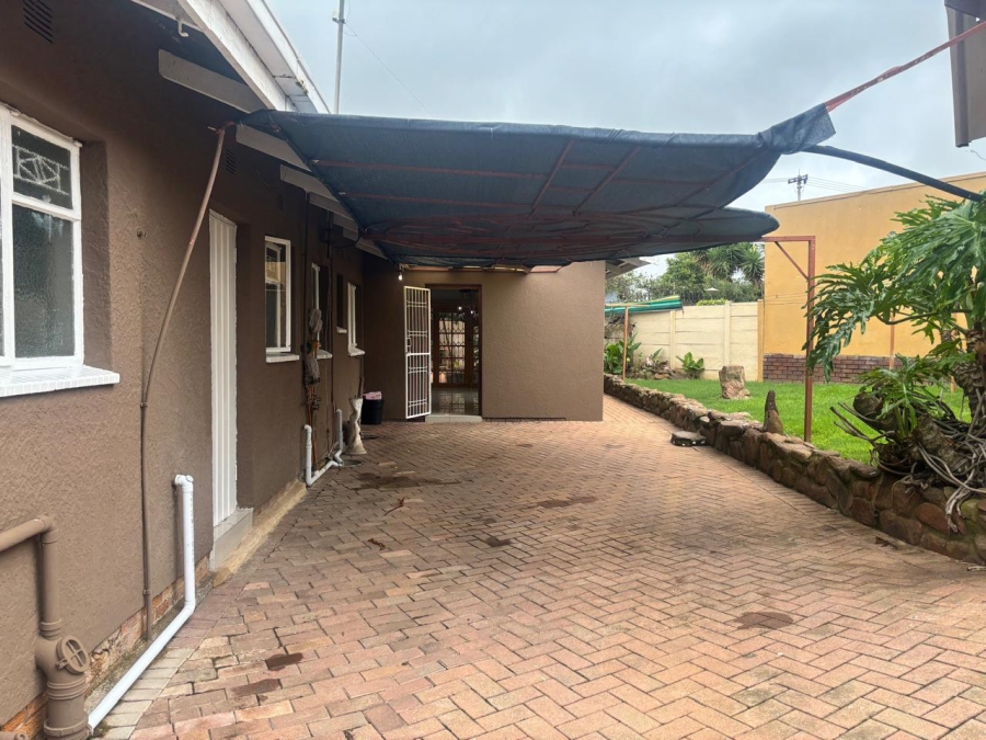 4 Bedroom Property for Sale in Quellerie Park Gauteng