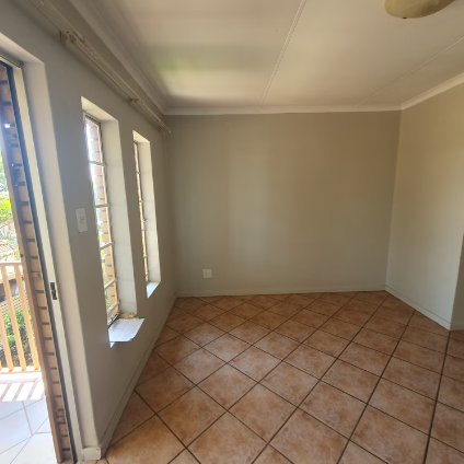 2 Bedroom Property for Sale in Magalieskruin Gauteng