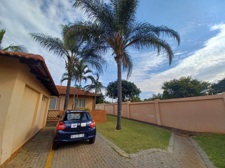 2 Bedroom Property for Sale in Montana Gauteng