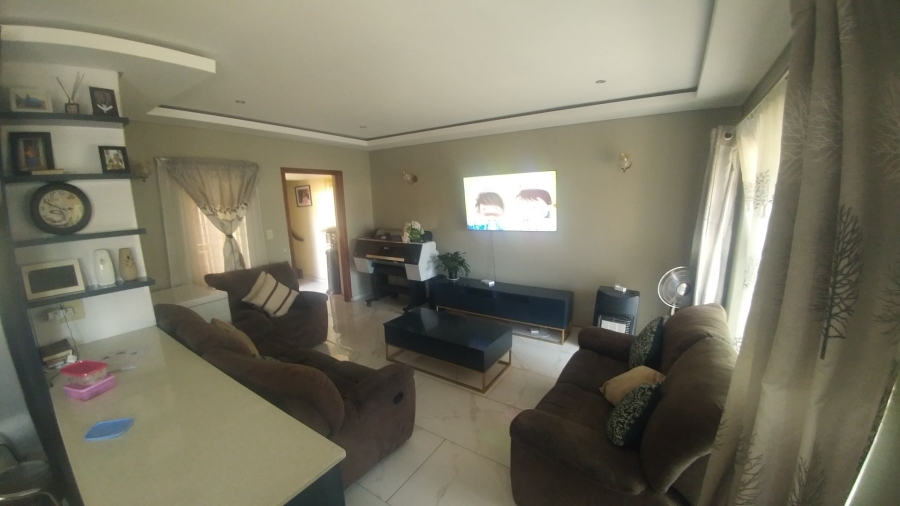 3 Bedroom Property for Sale in Amandasig Gauteng