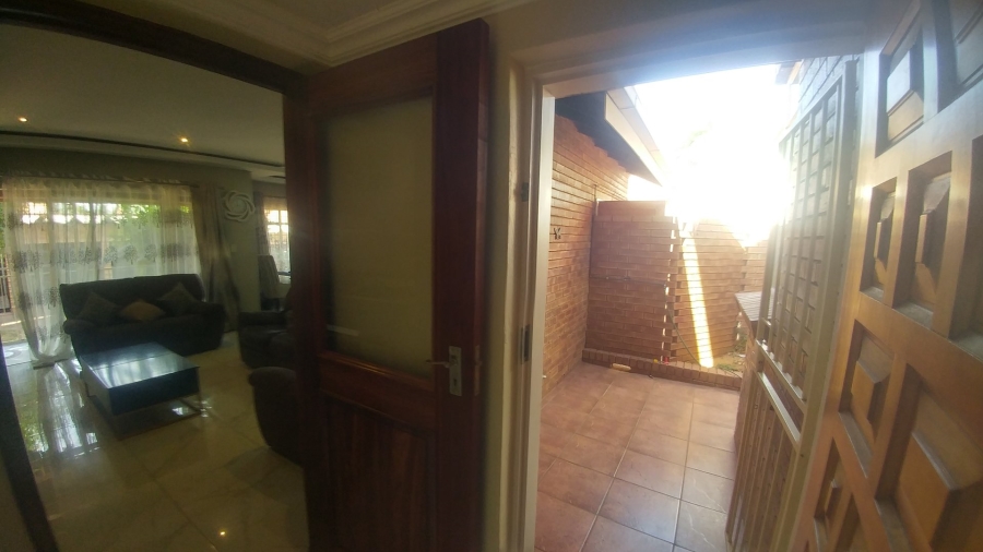 3 Bedroom Property for Sale in Amandasig Gauteng