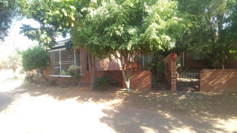 3 Bedroom Property for Sale in Amandasig Gauteng