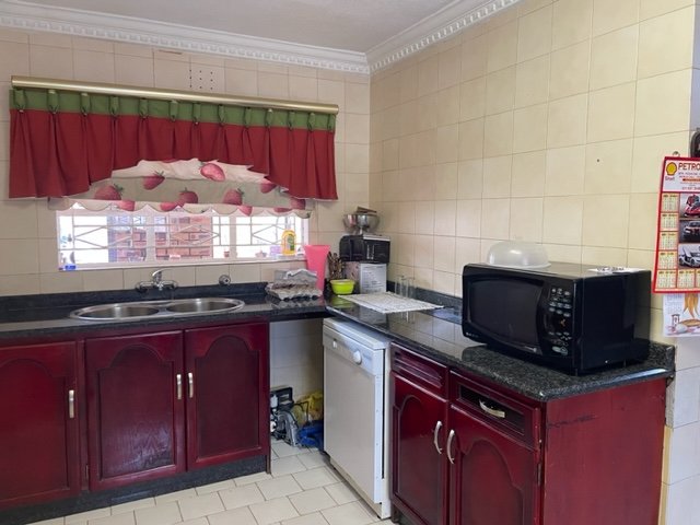 4 Bedroom Property for Sale in Lenasia South Gauteng