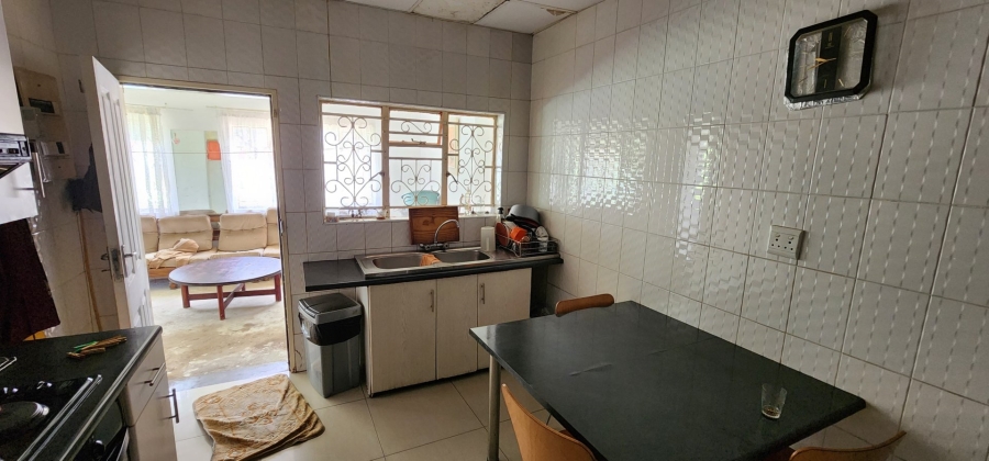 To Let 2 Bedroom Property for Rent in Bosmont Gauteng