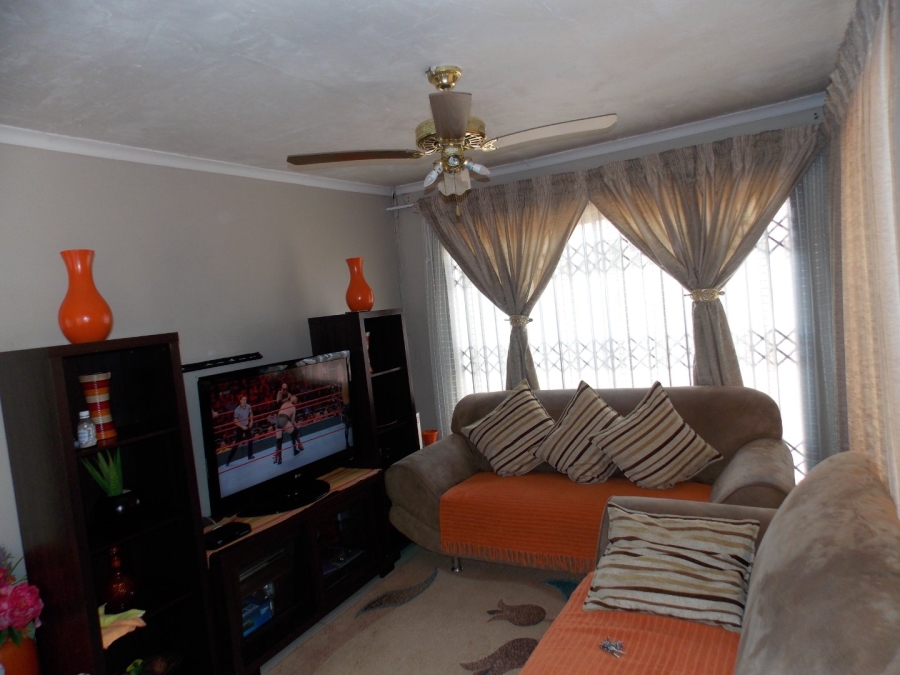 3 Bedroom Property for Sale in The Orchards Gauteng