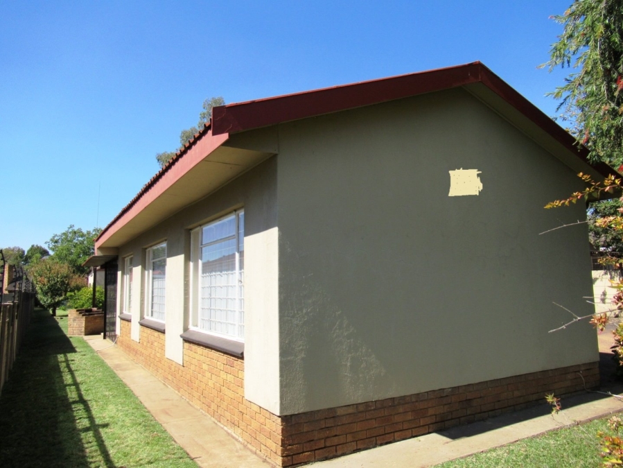 3 Bedroom Property for Sale in Erasmus Gauteng