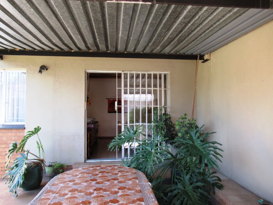 3 Bedroom Property for Sale in Erasmus Gauteng