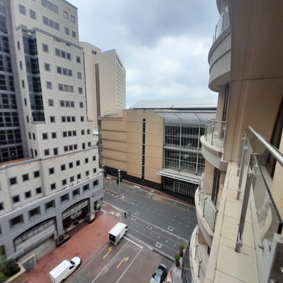 To Let 2 Bedroom Property for Rent in Sandton Central Gauteng