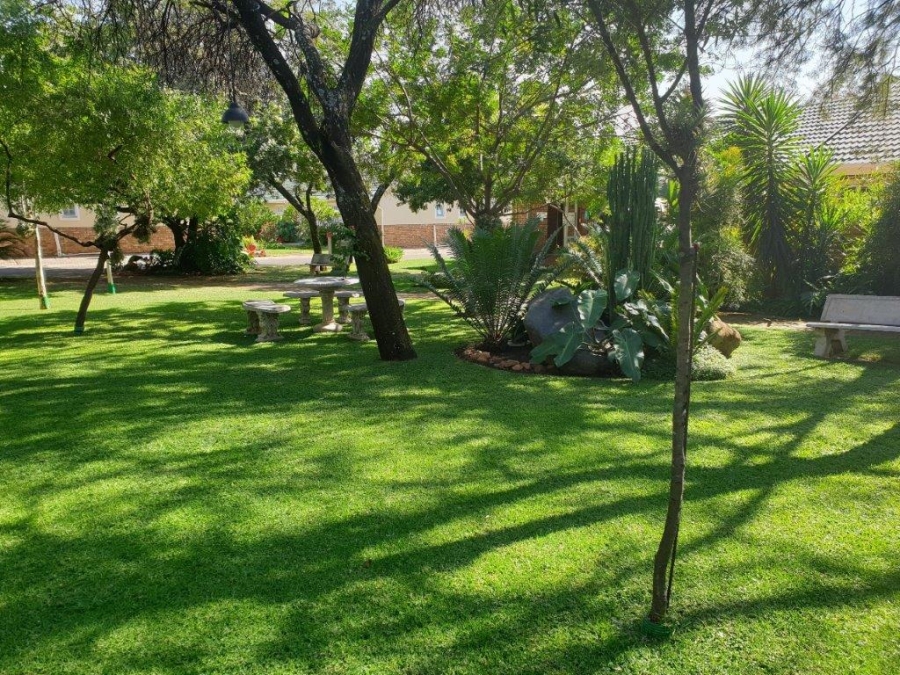 2 Bedroom Property for Sale in Ninapark Gauteng