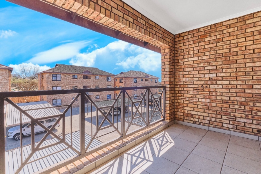 2 Bedroom Property for Sale in Honeydew Gauteng