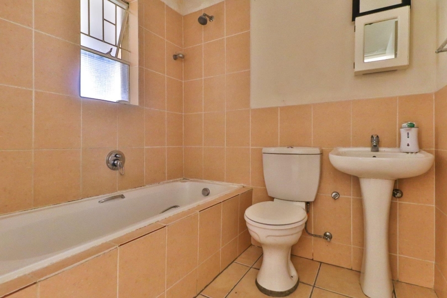 To Let 1 Bedroom Property for Rent in Ormonde Gauteng