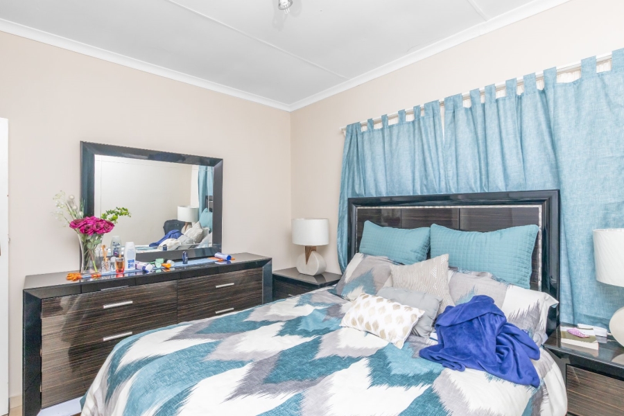 To Let 1 Bedroom Property for Rent in Ormonde Gauteng