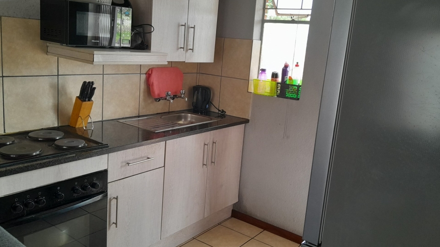 2 Bedroom Property for Sale in The Orchards Gauteng