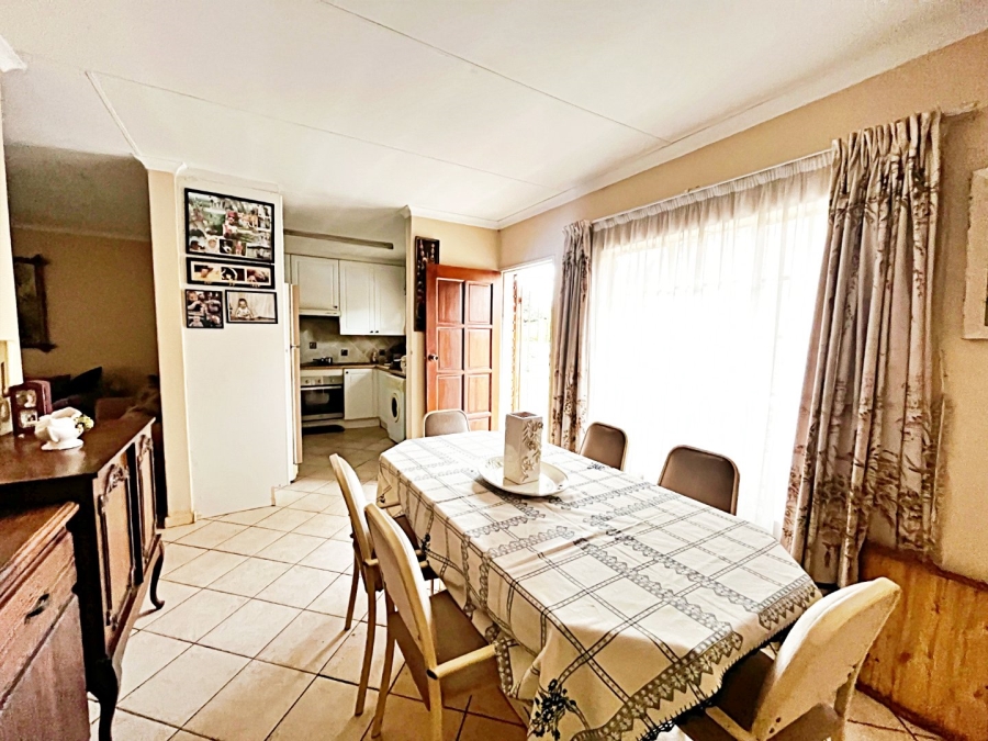 2 Bedroom Property for Sale in Amberfield Gauteng