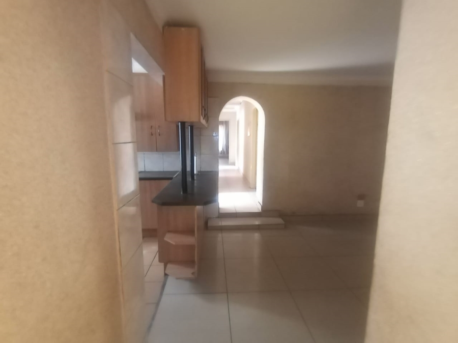 To Let 4 Bedroom Property for Rent in Soshanguve BB Gauteng