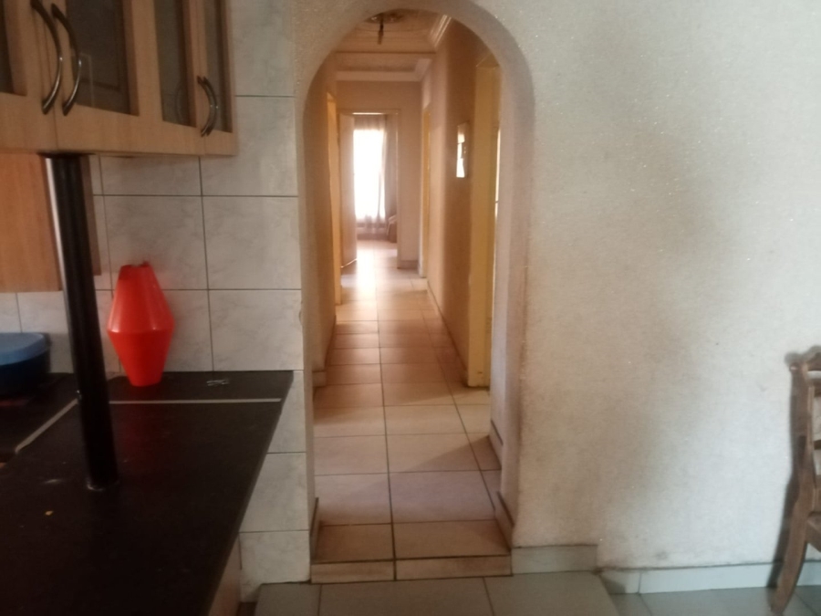 To Let 4 Bedroom Property for Rent in Soshanguve BB Gauteng