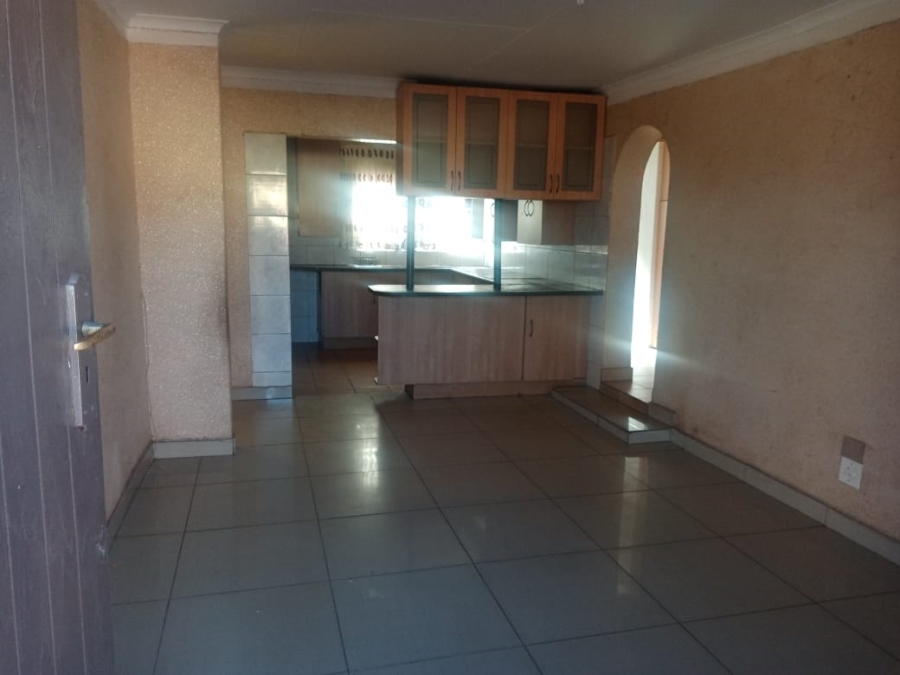 To Let 4 Bedroom Property for Rent in Soshanguve BB Gauteng