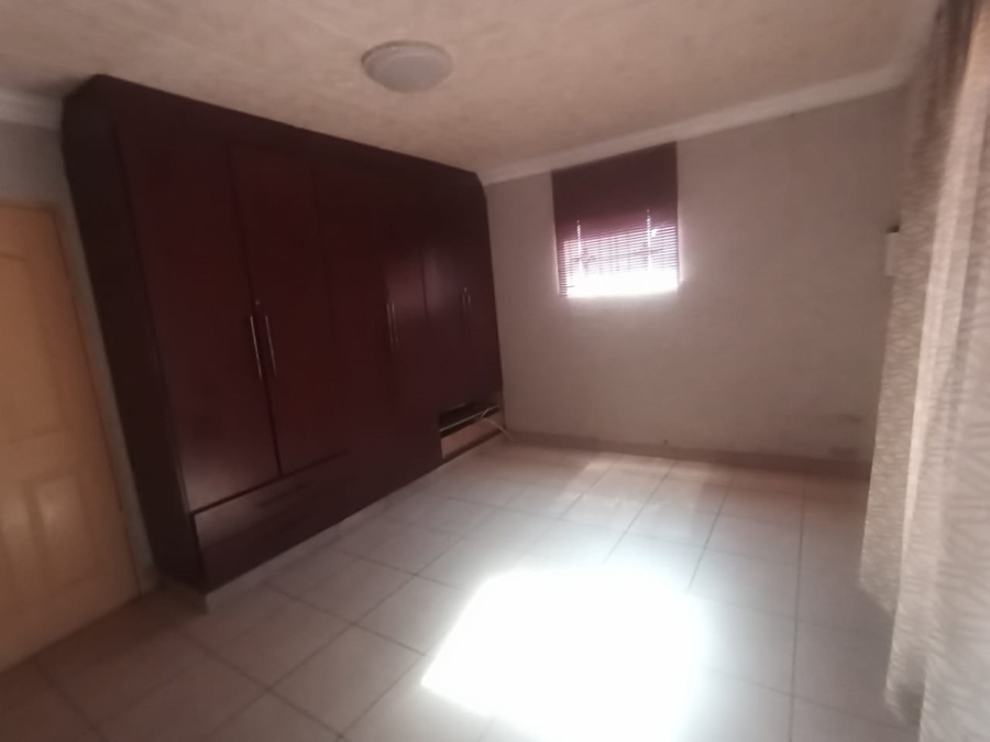 To Let 4 Bedroom Property for Rent in Soshanguve BB Gauteng