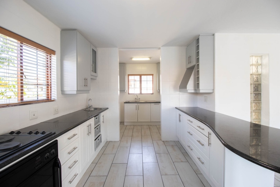 3 Bedroom Property for Sale in Highveld Gauteng