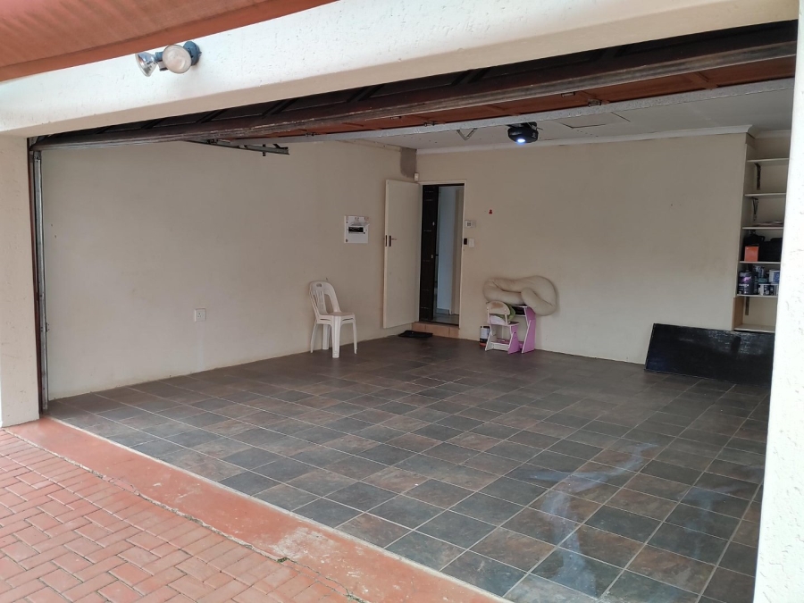 3 Bedroom Property for Sale in Highveld Gauteng