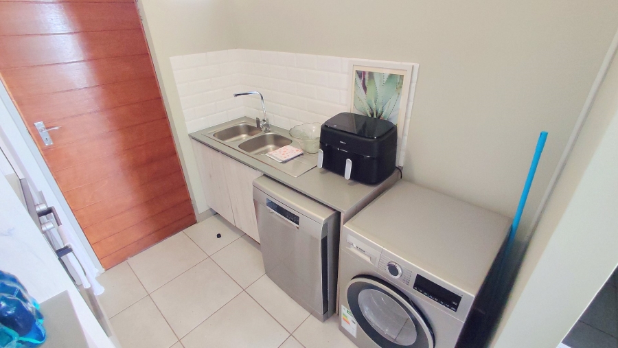 2 Bedroom Property for Sale in Amberfield Gauteng