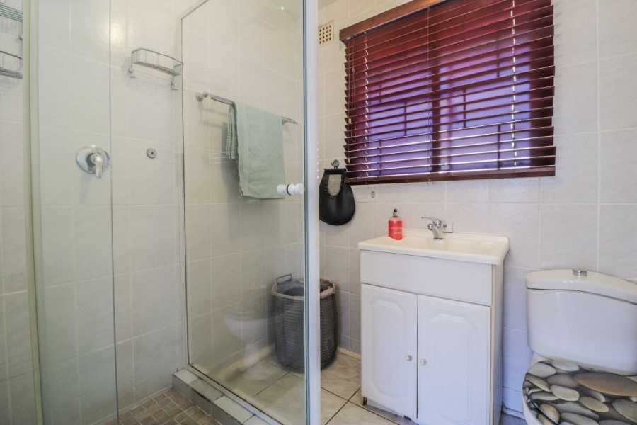 2 Bedroom Property for Sale in Eden Glen Gauteng