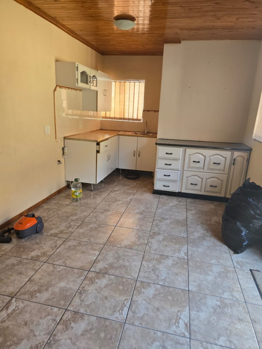 To Let 3 Bedroom Property for Rent in Parkdene Gauteng