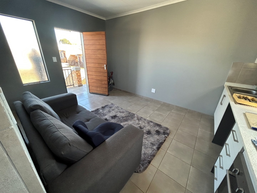  Bedroom Property for Sale in Groblerpark Gauteng