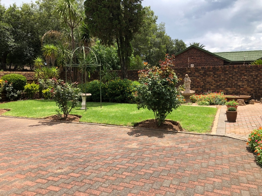 3 Bedroom Property for Sale in Vanderbijlpark Sw 2 Gauteng