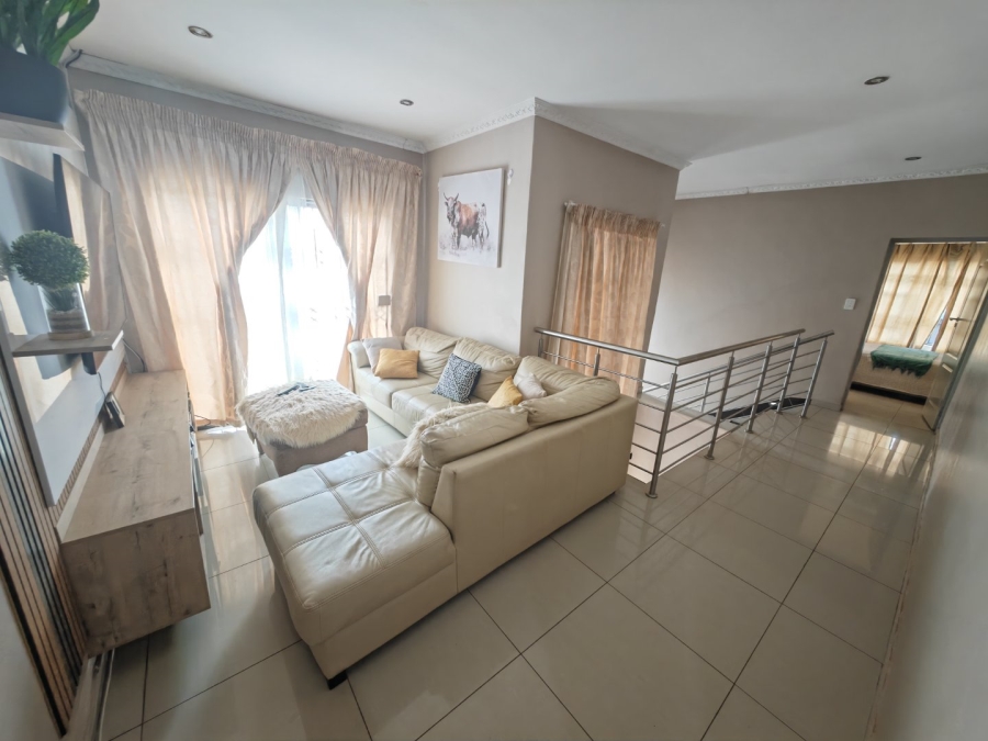 4 Bedroom Property for Sale in The Orchards Gauteng