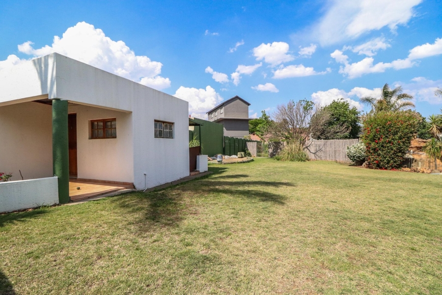 3 Bedroom Property for Sale in Edleen Gauteng