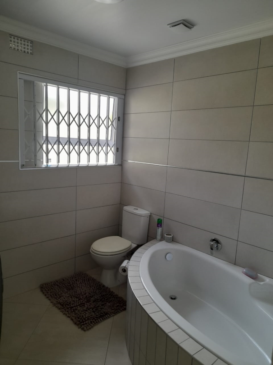 2 Bedroom Property for Sale in Ormonde Gauteng