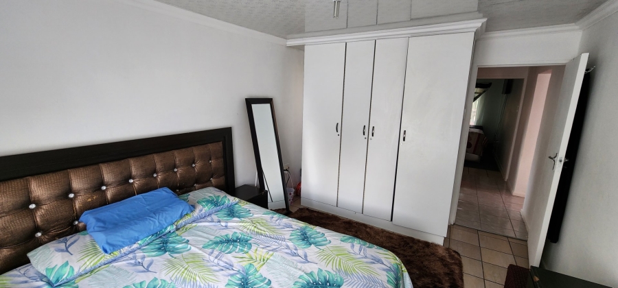 7 Bedroom Property for Sale in Florida North Gauteng
