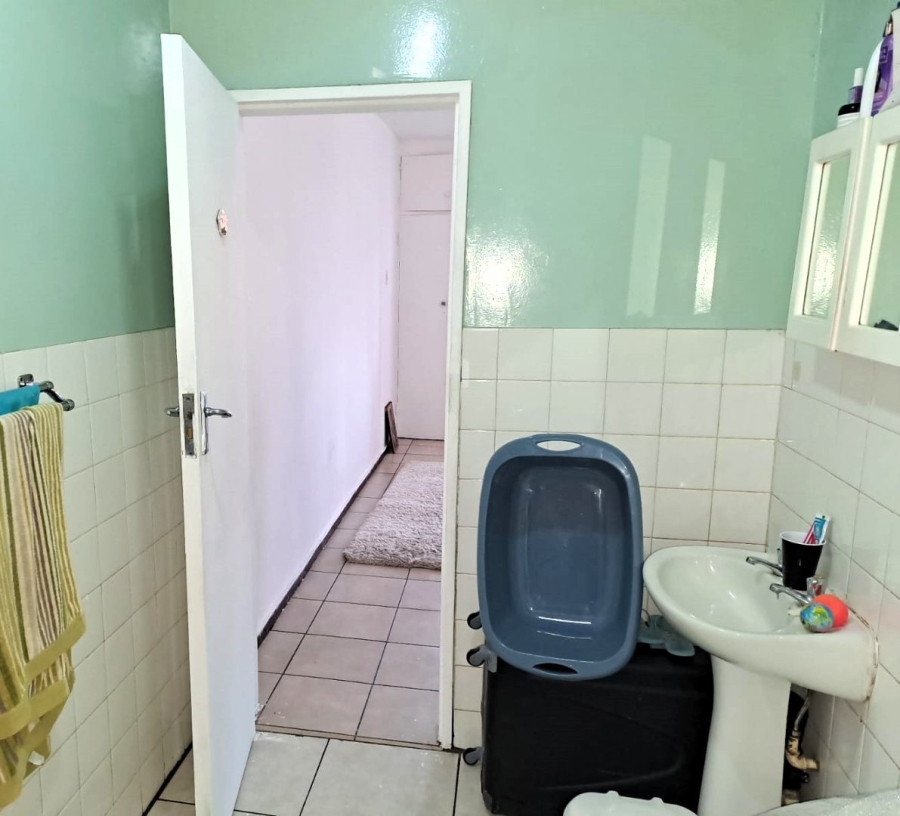 1 Bedroom Property for Sale in Edleen Gauteng