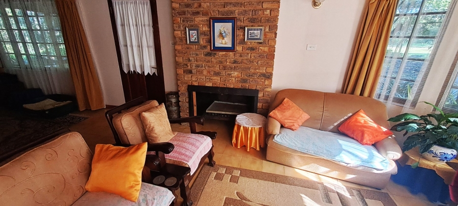 8 Bedroom Property for Sale in Flora Park Gauteng