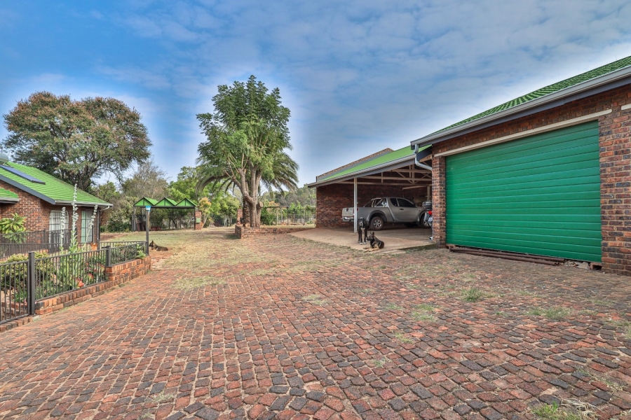 4 Bedroom Property for Sale in Cullinan Rural Gauteng