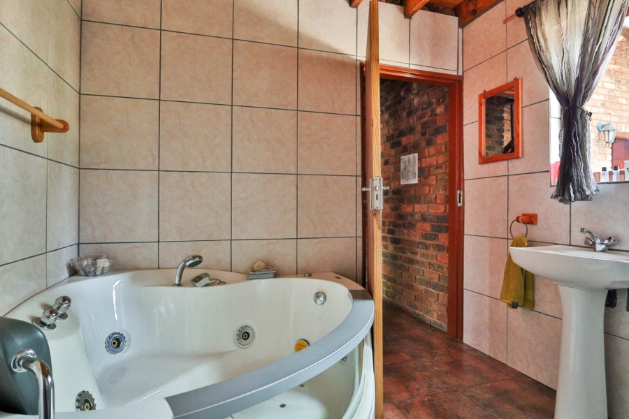  Bedroom Property for Sale in Dinokeng Game Reserve Gauteng