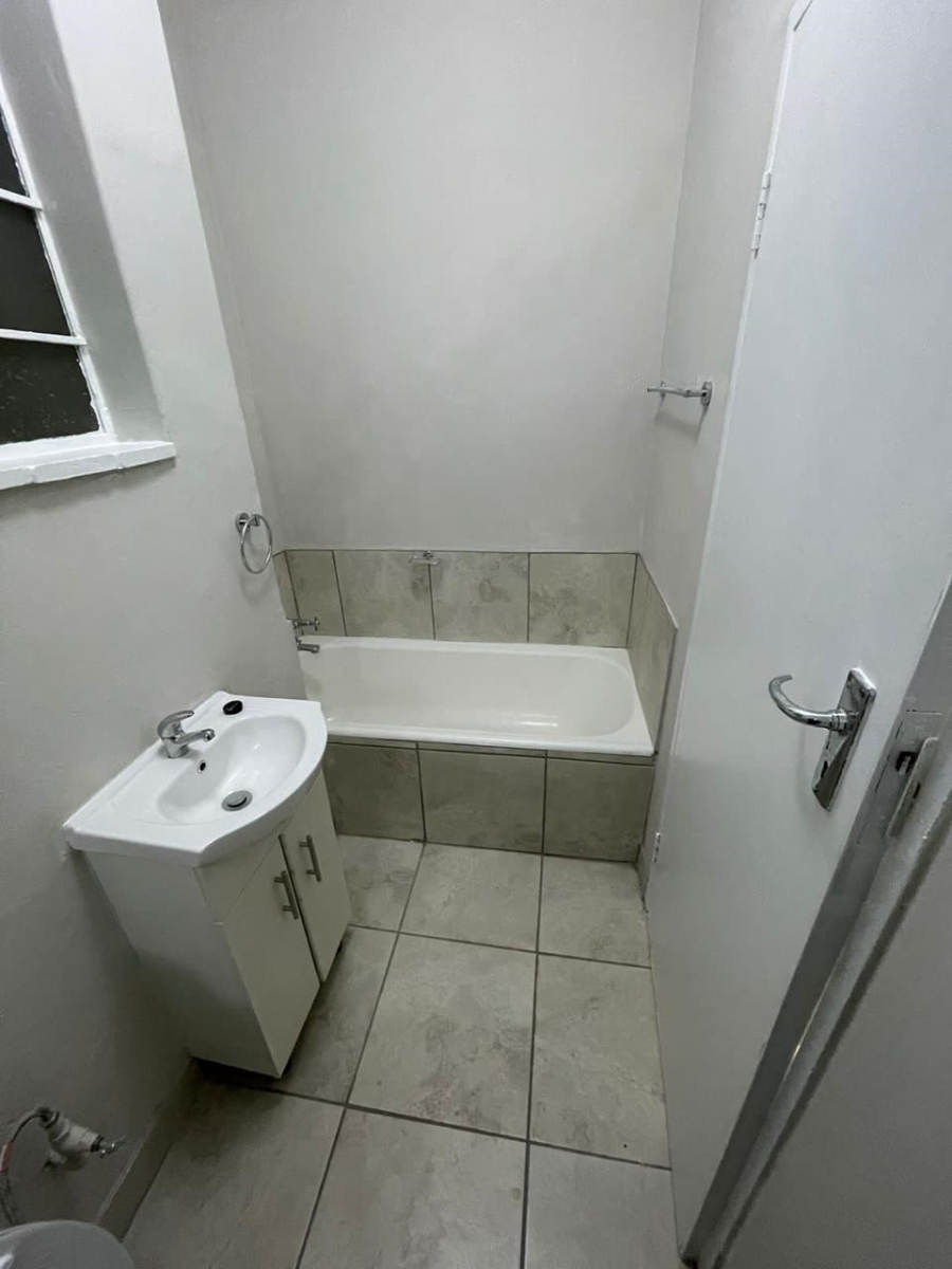 1 Bedroom Property for Sale in Florida Gauteng