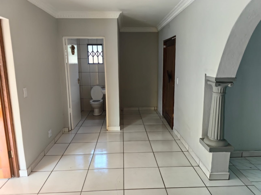 5 Bedroom Property for Sale in Elspark Gauteng