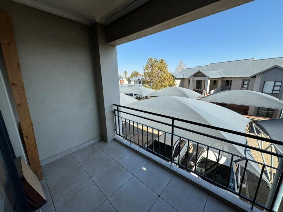 2 Bedroom Property for Sale in Goedeburg Gauteng