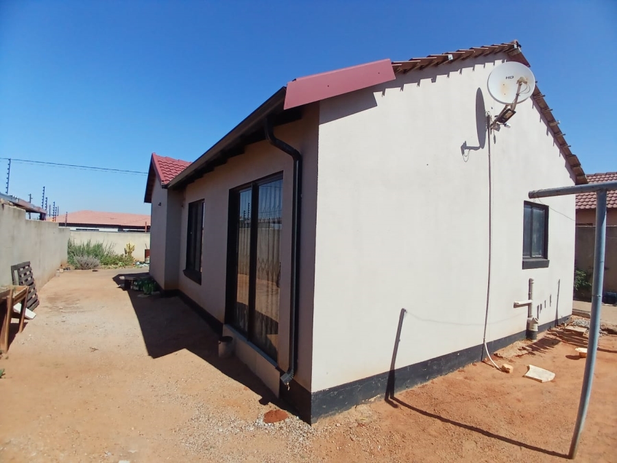 3 Bedroom Property for Sale in Protea Glen Gauteng
