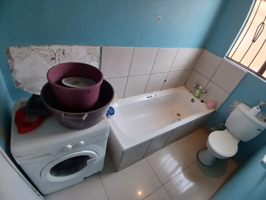 3 Bedroom Property for Sale in Protea Glen Gauteng