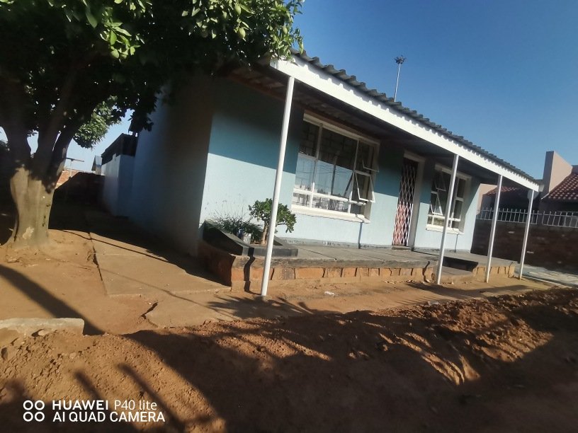 2 Bedroom Property for Sale in Soshanguve G Gauteng